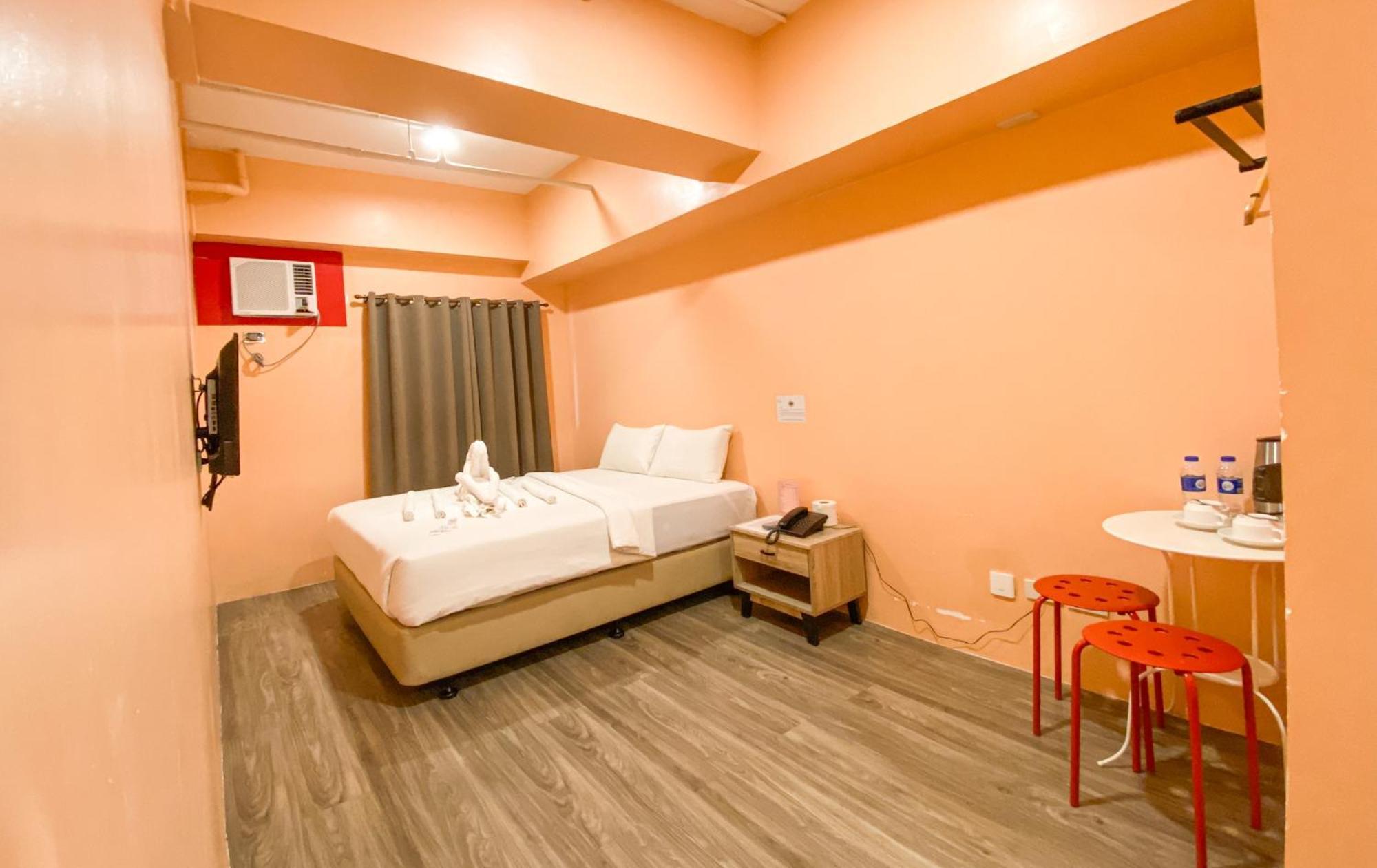Kaizen Suites Маніла Екстер'єр фото